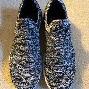 APL TechLoom Wave Athletic sneakers, size 7, Barely worn, like new!